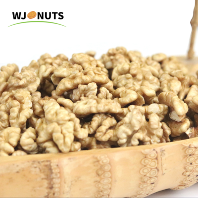 Extra Light 185 Walnut Halves